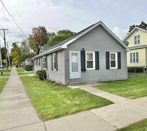 108 E North Un, Bay City, MI 48706