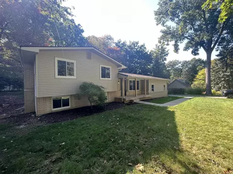 4363 Highfield, Waterford, MI 48329