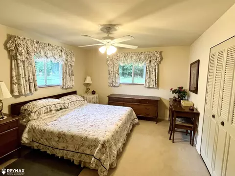2436 Redwood, Flushing, MI 48433 photo 22