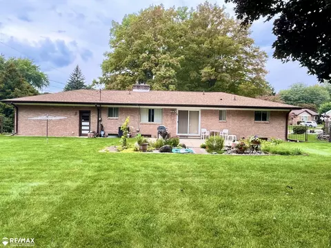 2436 Redwood, Flushing, MI 48433 photo 27