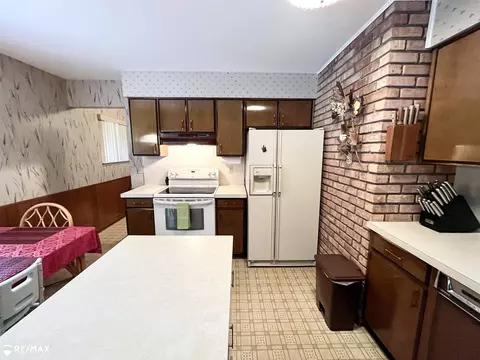 2436 Redwood, Flushing, MI 48433 photo 15