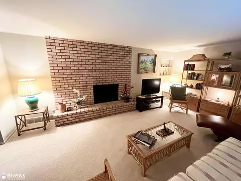 2436 Redwood, Flushing, MI 48433 photo 5