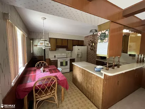 2436 Redwood, Flushing, MI 48433 photo 11