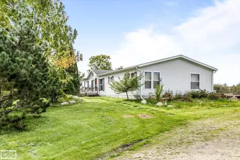 8143 Gibbons, Grant, MI 48032 photo 47