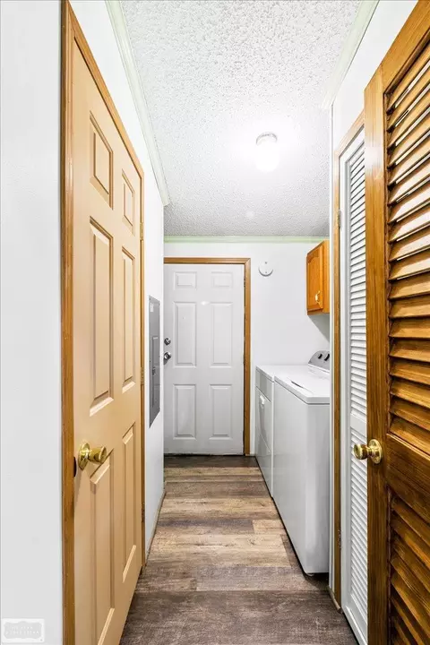 8143 Gibbons, Grant, MI 48032 photo 24