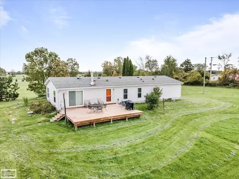 8143 Gibbons, Grant, MI 48032 photo 39
