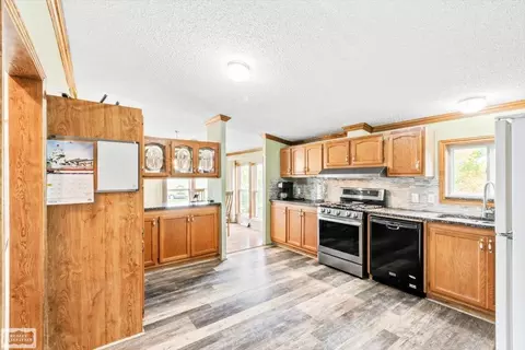 8143 Gibbons, Grant, MI 48032 photo 29
