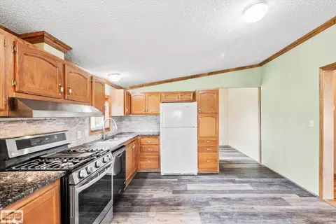 8143 Gibbons, Grant, MI 48032 photo 31