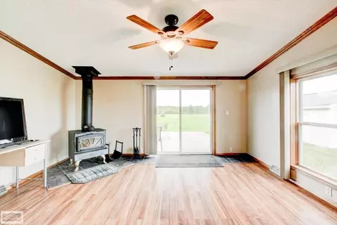 8143 Gibbons, Grant, MI 48032 photo 4