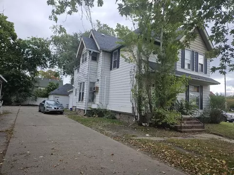819 East, Flint, MI 48503