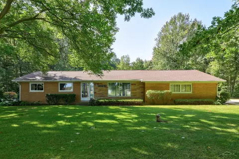 10270 Bradley, Frankenmuth, MI 48734