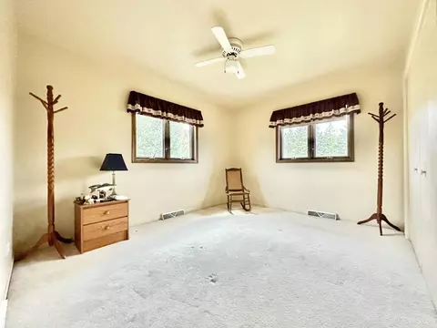 1015 E, Iron Mountain, MI 49801 photo 11