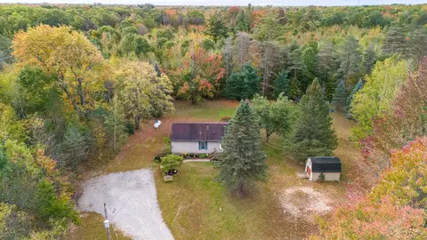 2692 E Baker, Midland, MI 48642 photo 42