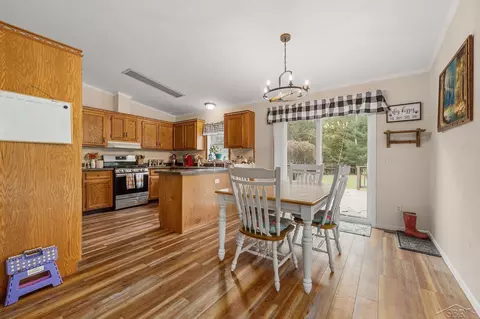 2692 E Baker, Midland, MI 48642 photo 7