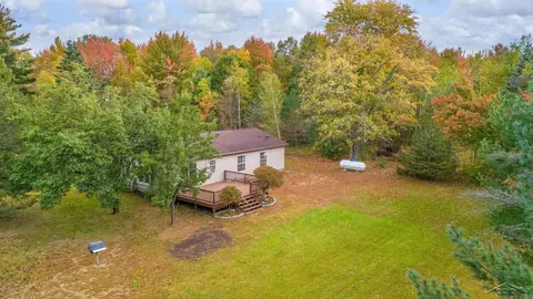 2692 E Baker, Midland, MI 48642 photo 41