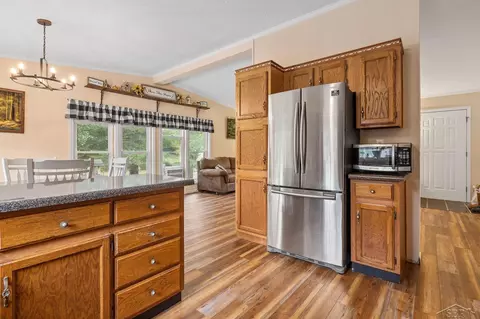 2692 E Baker, Midland, MI 48642 photo 6