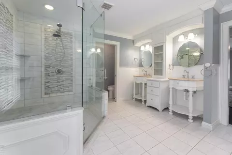 592 Thorn Tree, Grosse Pointe Woods, MI 48236 photo 25