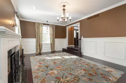 592 Thorn Tree, Grosse Pointe Woods, MI 48236 photo 11