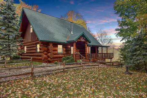 6574 Packer, Florence, WI 54121