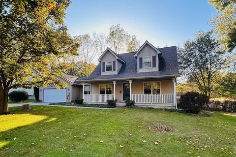 404 Bent Oak, Fenton, MI 48430
