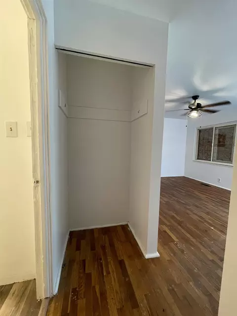 1156 Sutton, Flint, MI 48504 photo 9