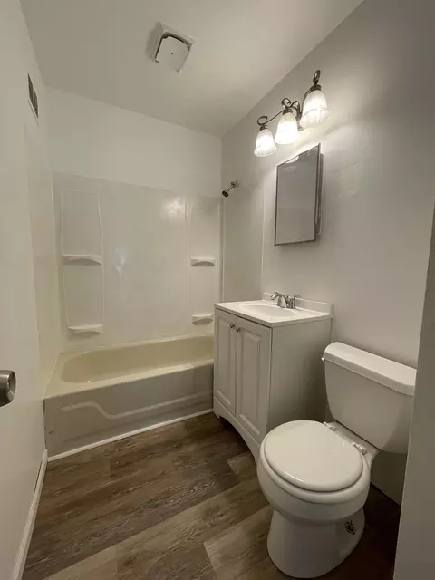 1156 Sutton, Flint, MI 48504 photo 10