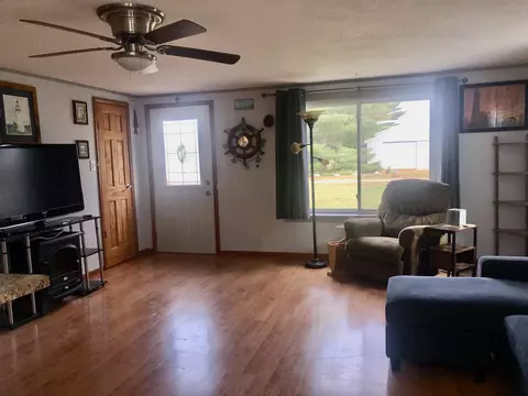 3525 Ash, Harrison, MI 48625 photo 3