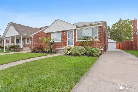 12936 Callender, Southgate, MI 48195