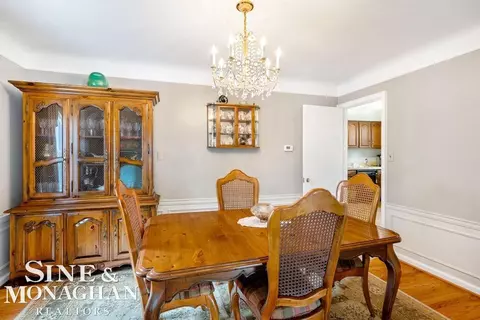 1694 Newcastle, Grosse Pointe Woods, MI 48236 photo 7