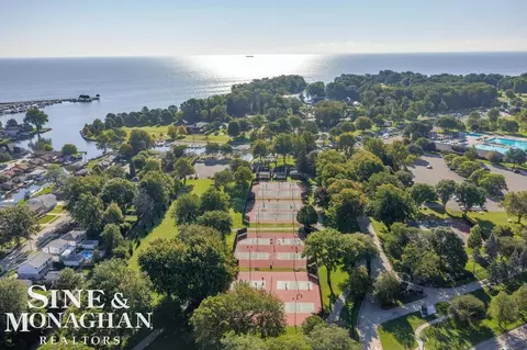 1694 Newcastle, Grosse Pointe Woods, MI 48236 photo 39