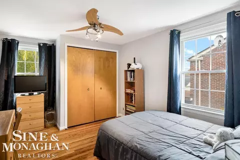 1694 Newcastle, Grosse Pointe Woods, MI 48236 photo 23