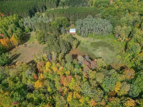 8682 Matthews, Gladwin, MI 48624 photo 33