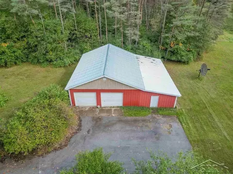 8682 Matthews, Gladwin, MI 48624 photo 27