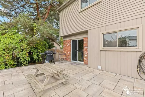 19220 Hampton, Riverview, MI 48193 photo 29