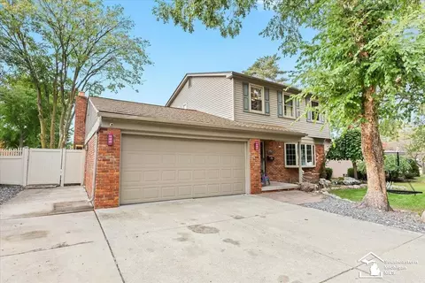 19220 Hampton, Riverview, MI 48193 photo 3