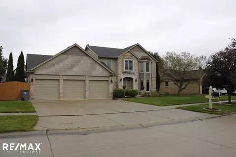 44110 Trent Dr #575, Clinton Township, MI 48038