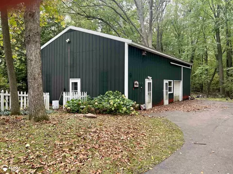 5271 E Vienna, Clio, MI 48420 photo 3