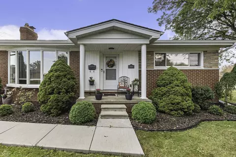 20900 Winkel, Saint Clair Shores, MI 48081