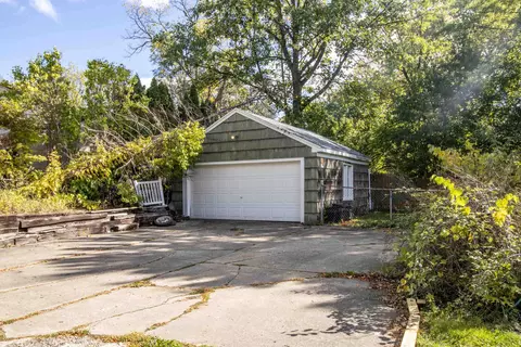 1707 Overhill, Flint, MI 48503 photo 37