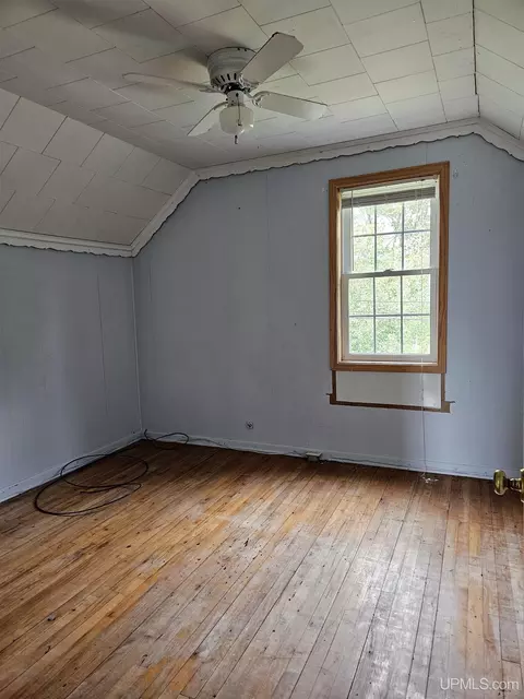 119 North, Wakefield, MI 49968 photo 20