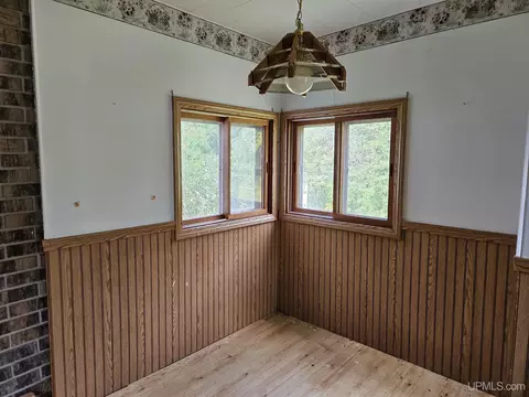 119 North, Wakefield, MI 49968 photo 10