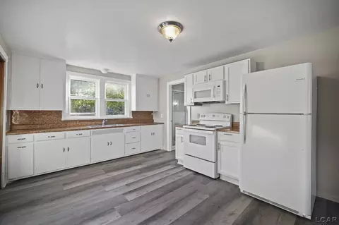 714 E Front, Adrian, MI 49221 photo 15