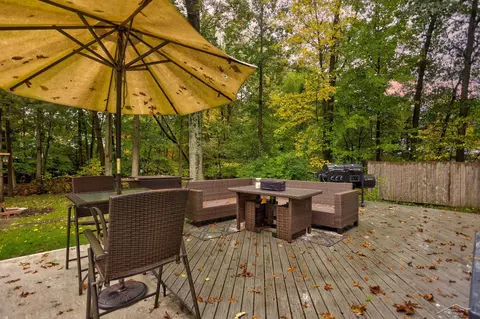 2677 N Sturgeon, Midland, MI 48642 photo 21