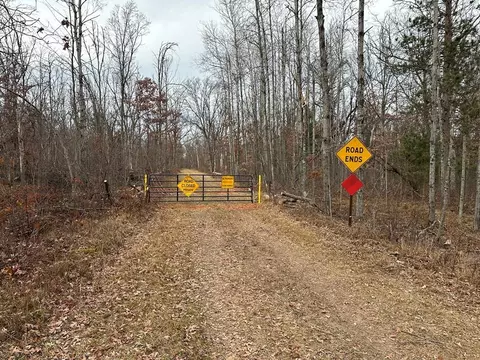 60 E Acres E Cranberry Lk, Harrison, MI 48625