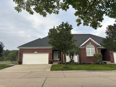 44168 Astro #180, Sterling Heights, MI 48314
