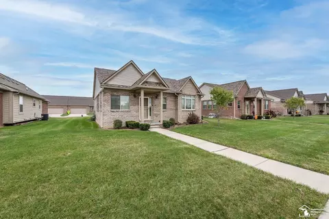 23934 Meadows, Flat Rock, MI 48134