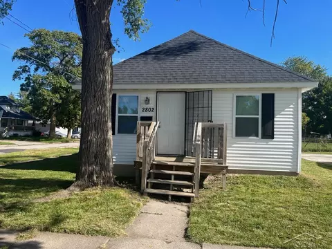2802 Thatcher, Saginaw, MI 48601