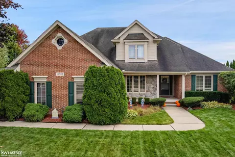 18006 Thomas, Macomb, MI 48044
