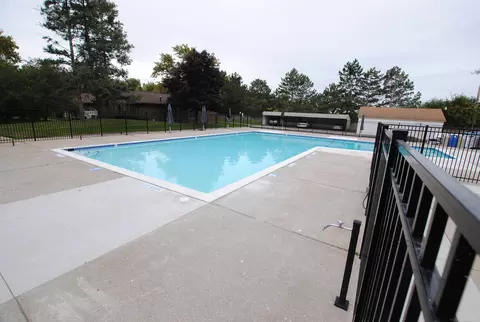 2923 Roundtree, Troy, MI 48083 photo 28