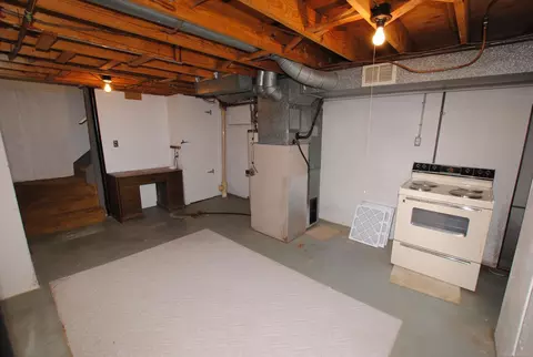 2923 Roundtree, Troy, MI 48083 photo 24